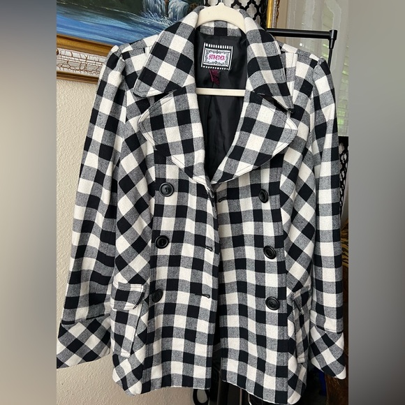 Forever Women's Plaid Double‑Breasted Peacoat - Picture 8 of 12